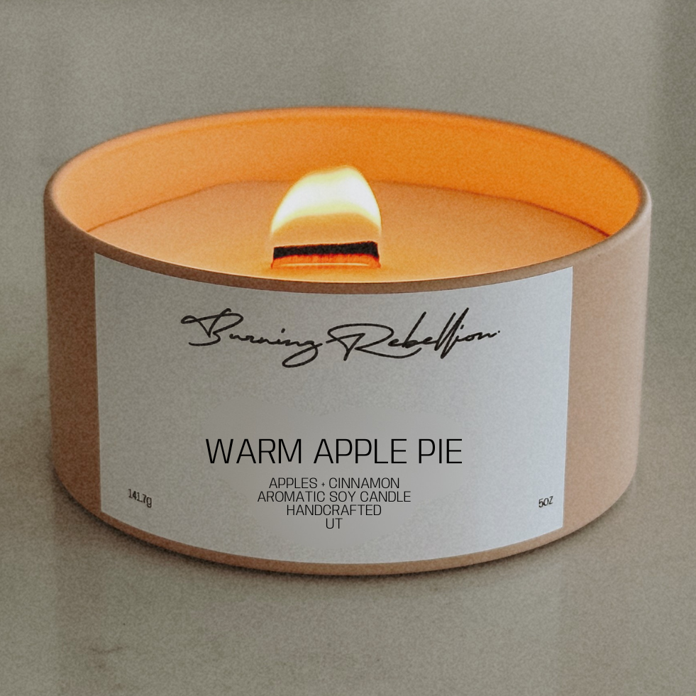 burning warm apple pie candle by burning rebellion
